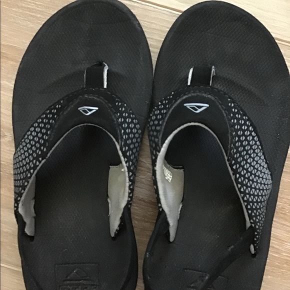 Reefs Sandals S/M (2) - Picture 2 of 6